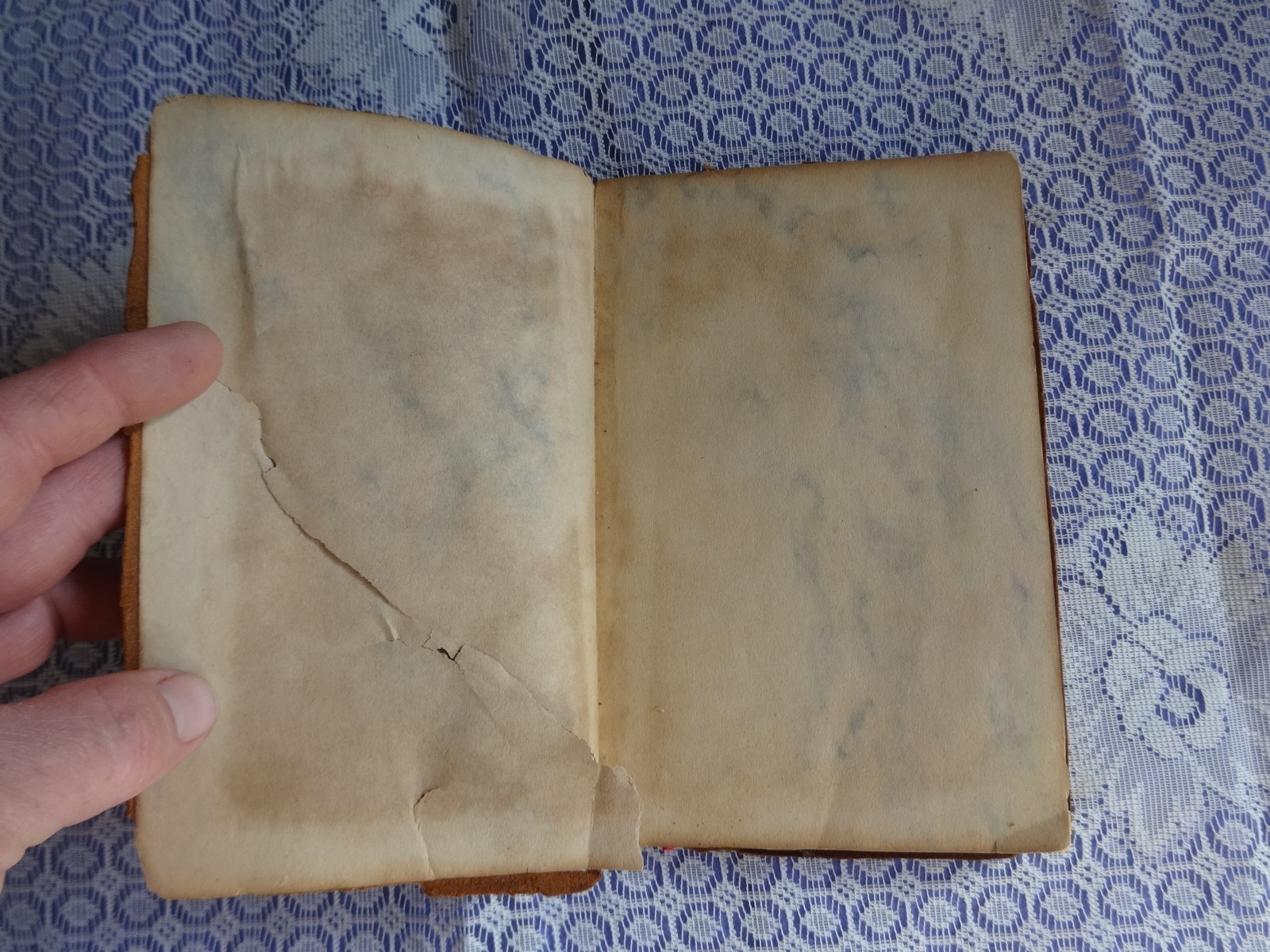 Original 1901 Antique 2nd printing Browning’s Saul leather embossed book