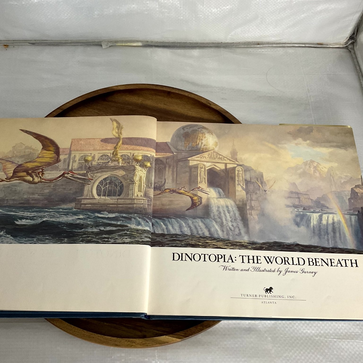 Dinotopia The World Beneath James Gurney 1995 1st Edition Illustrated Fantasy