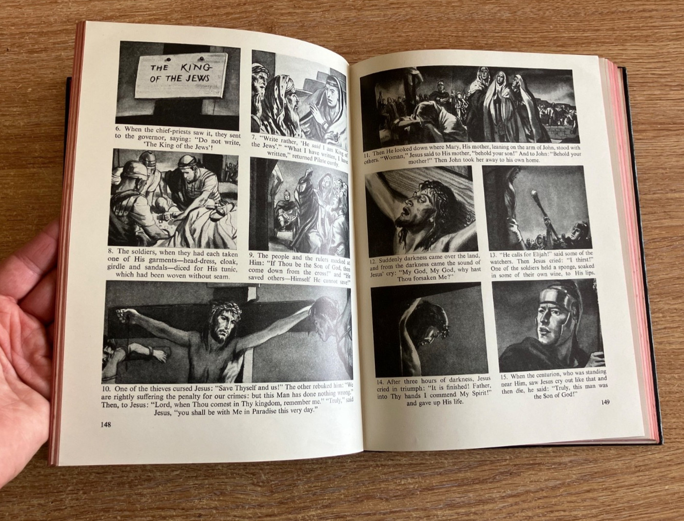 The Bible In Pictures odhams press Limited the Rev Ralph Kirby Vintage 1940s