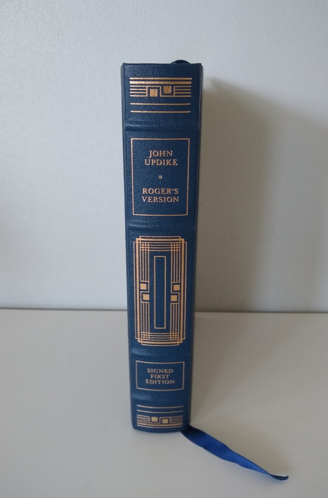 ROGER’S VERSION HARDCOVER JOHN UPDIKE FRANKLIN LIBRARY SIGNED FIRST EDITION 🔥