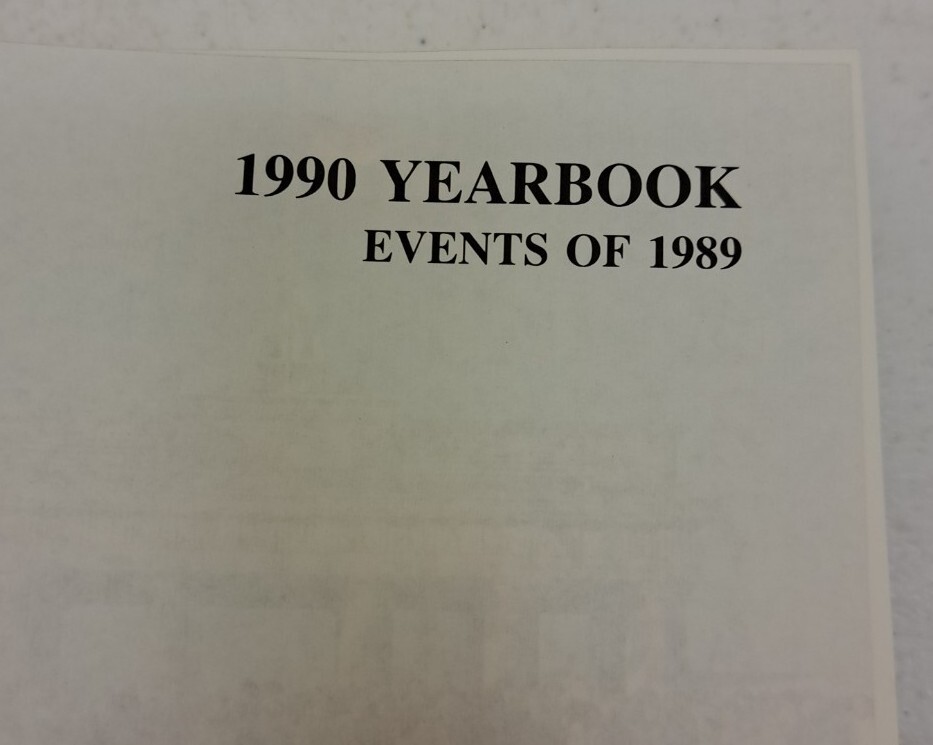 Funk & Wagnall’s New Encyclopedia 1990 Yearbook #430