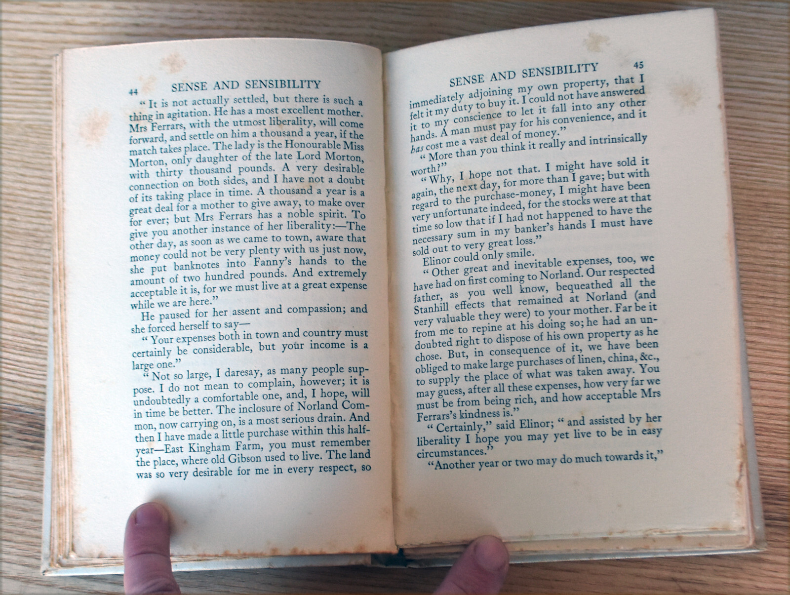 Jane Austen Sense and Sensibility Chatto & Windus Wallis Mills ed.