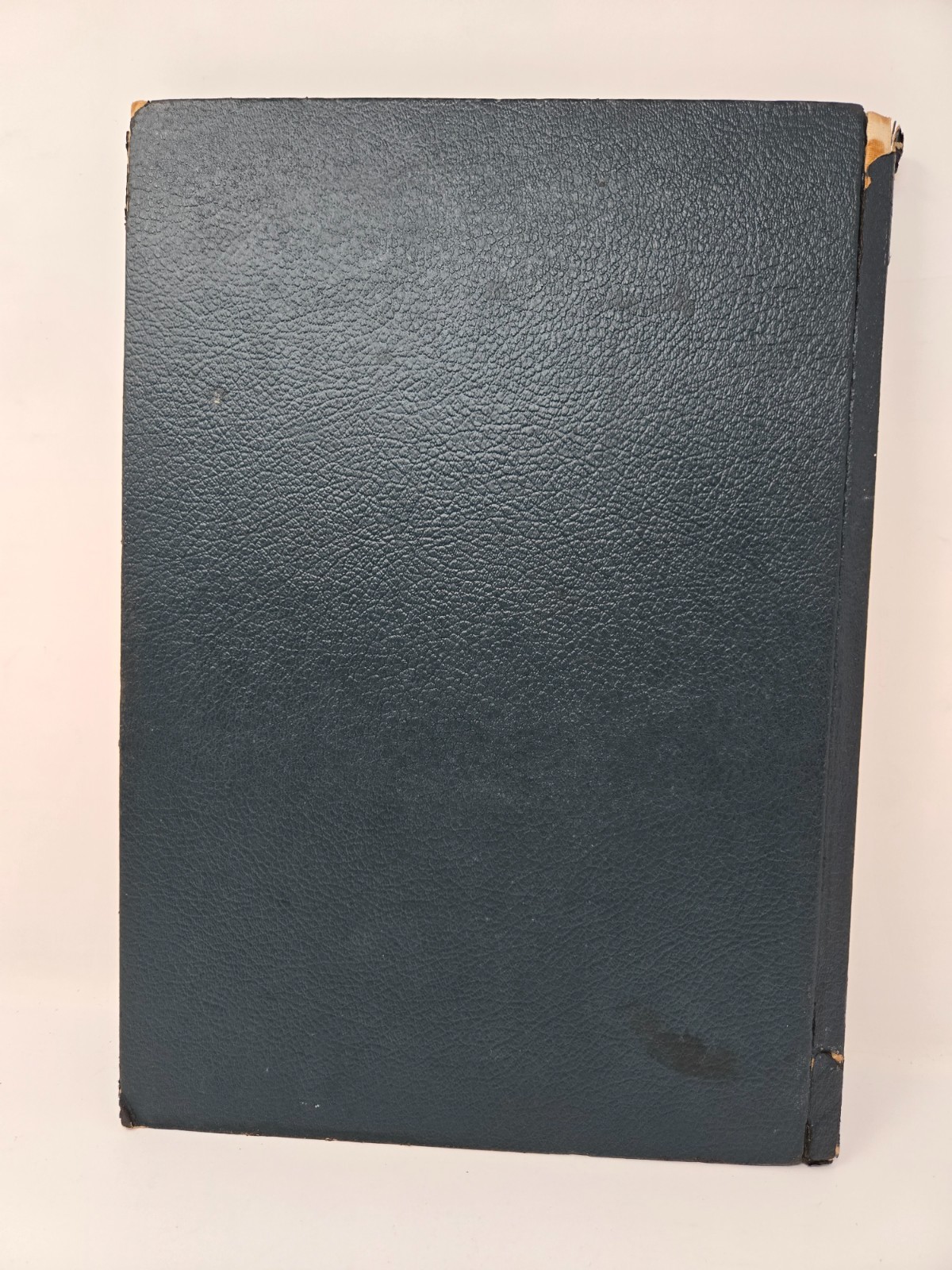 Antique 1937 International Atlas of the World Geographical Publishing Co HB Book