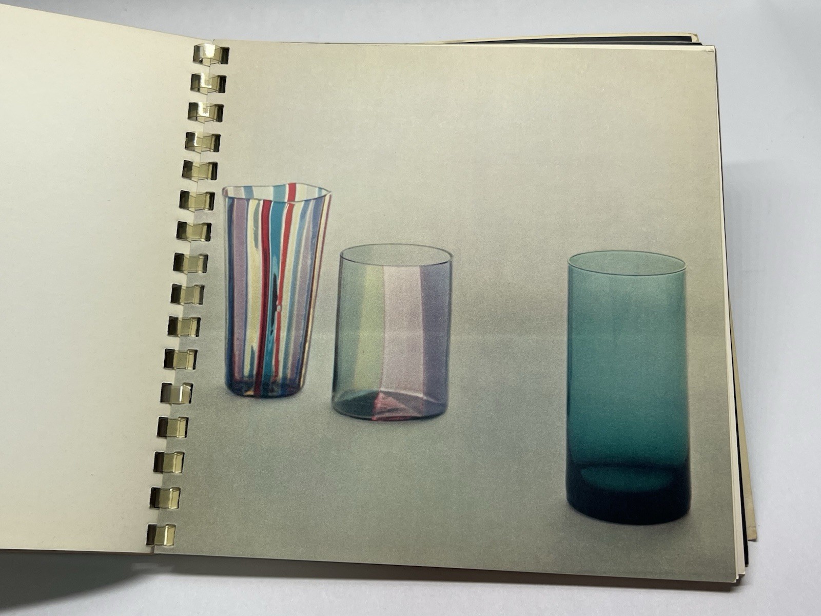 THE DESIGN COLLECTION SELECTED OBJECTS MUSEUM OF MODERN ART BOOK 1970