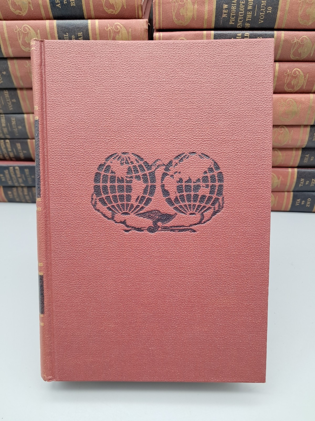 Vintage 1955 New Pictorial Encyclopedia of the World Volume 1-17 (No Atlas)