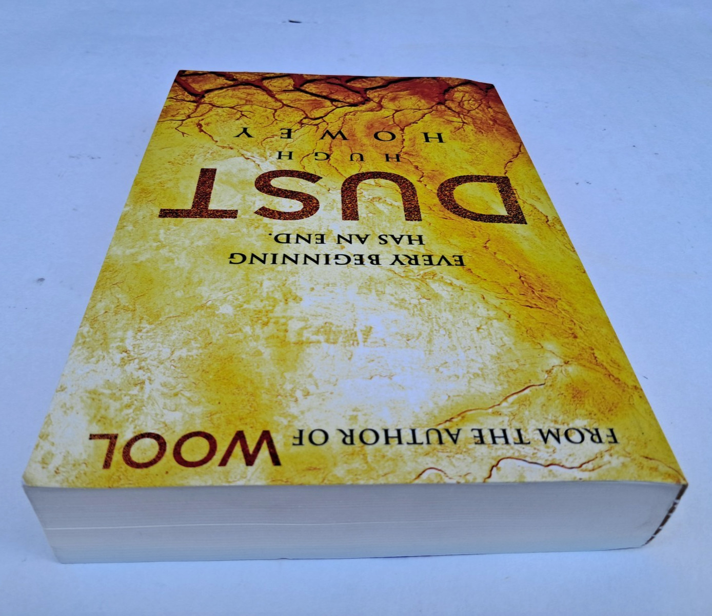 Dust by Hugh Howey – SILO Trilogy – 1st Edition – Excellent Condition