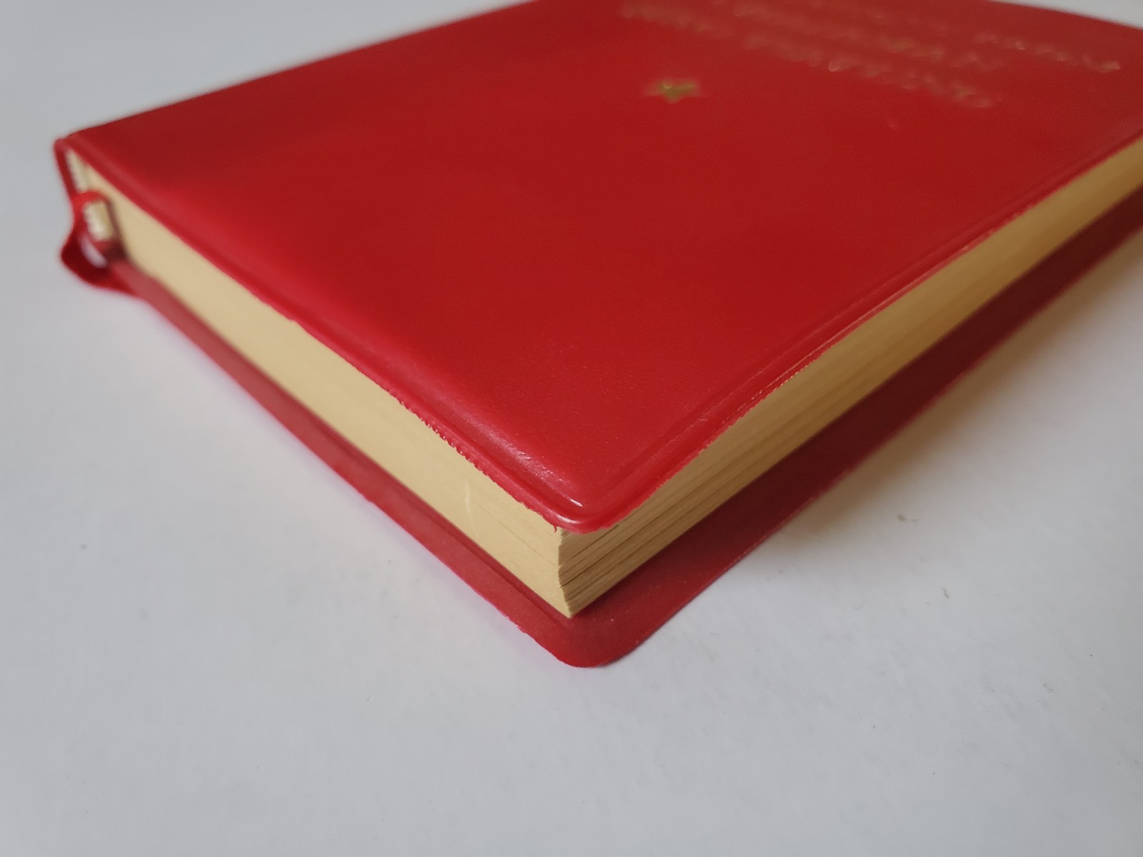 Quotations From Chairman Mao Tse-Tung 1972 Foreign Language Press