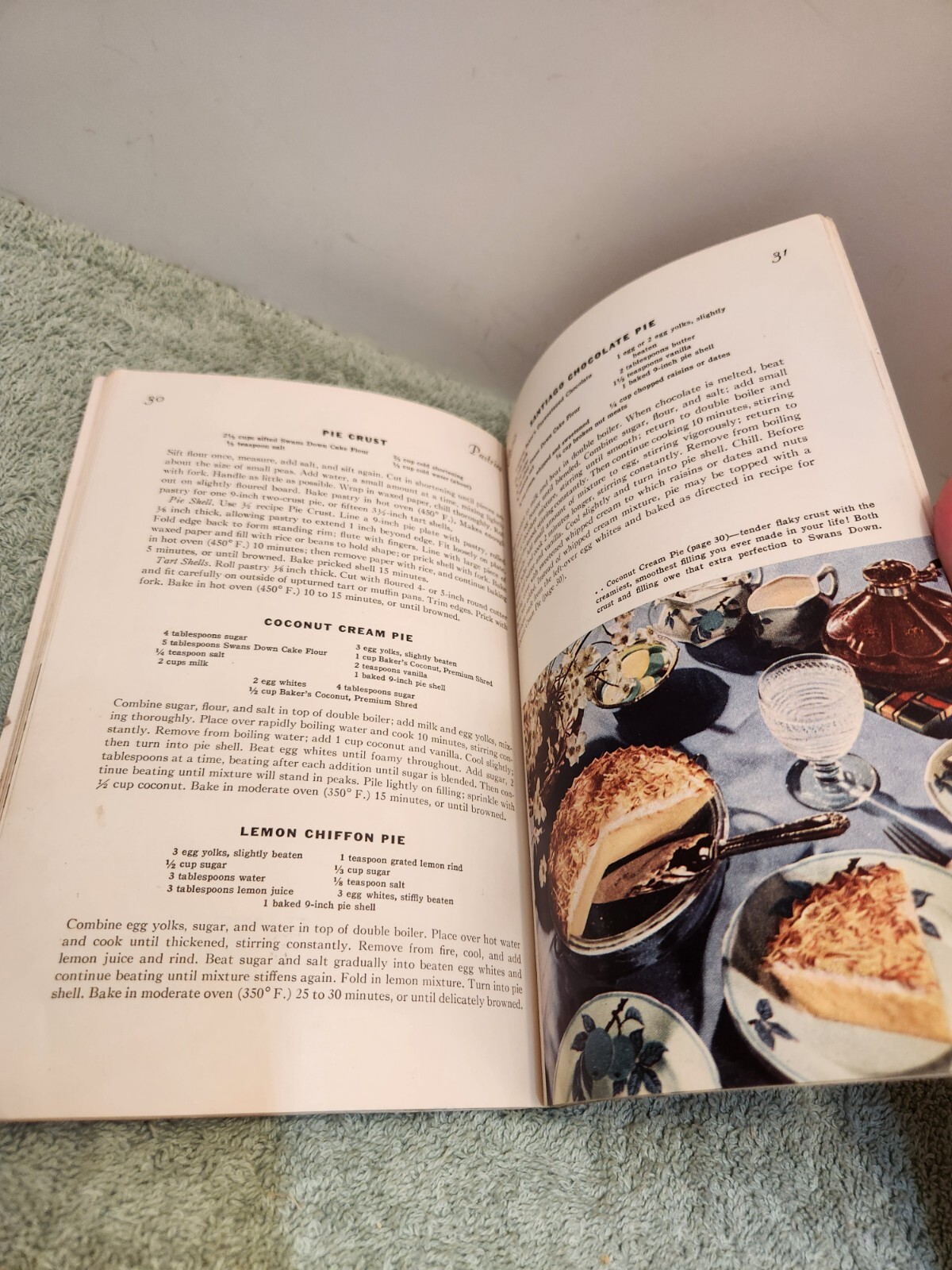 1934 General Foods The Latest Cake Secrets Cook Book Recipes Illustrated