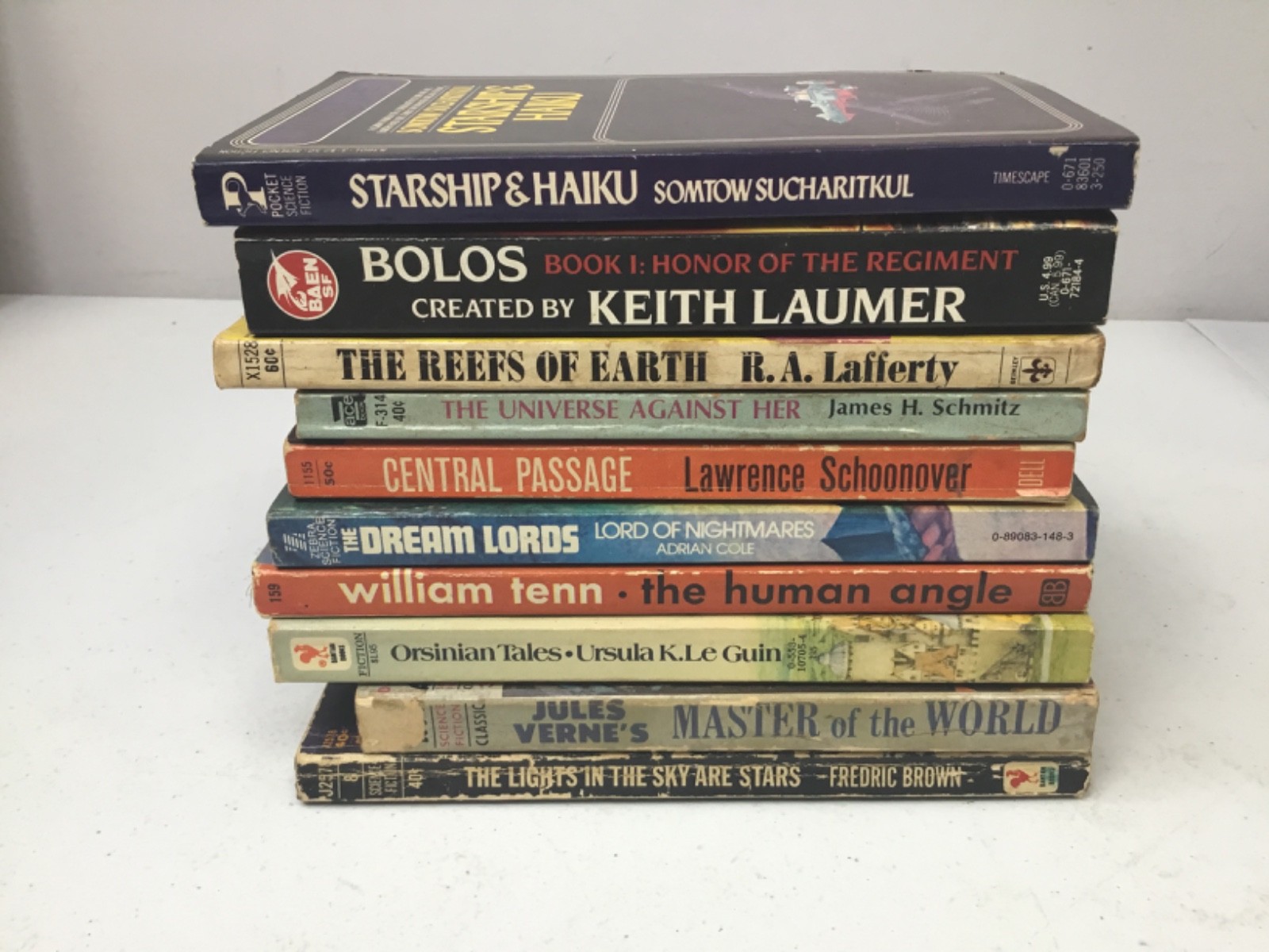 Lot of 10 Mixed Vintage Sci Fi/Fantasy Books. PB