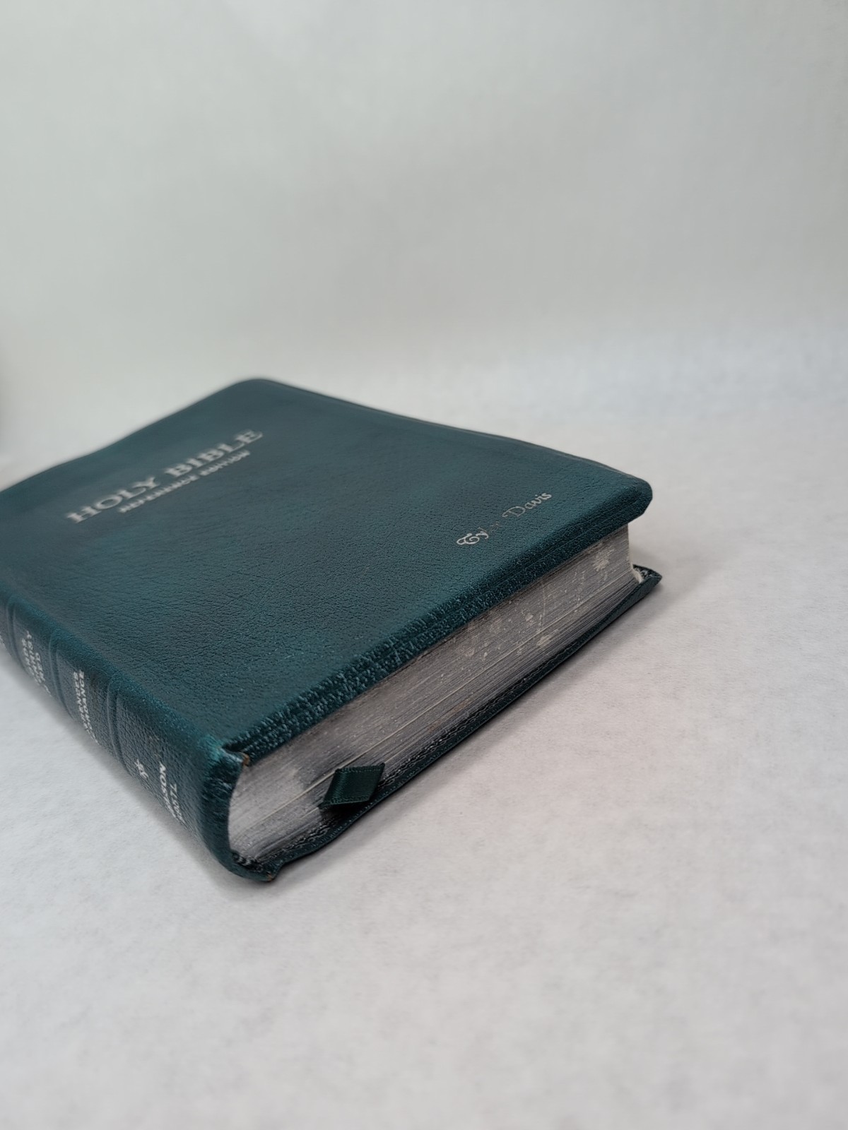 Holy Bible Nelson 595TL, Bonded Leather , Red Letter Teal, 1988