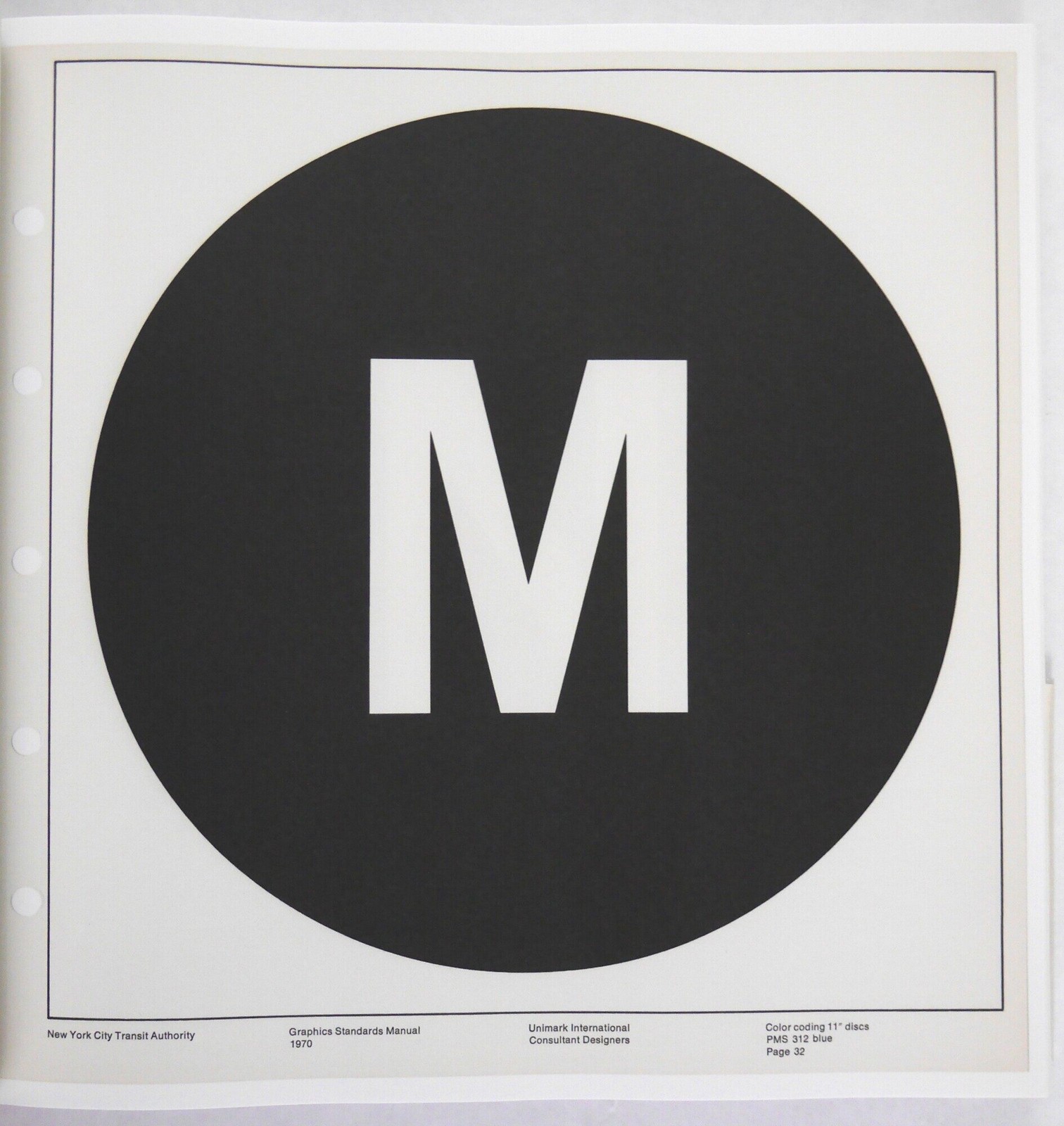 New York City Transit Authority Graphics Standards ManuaL 2014 FACSIMILE 1st ed