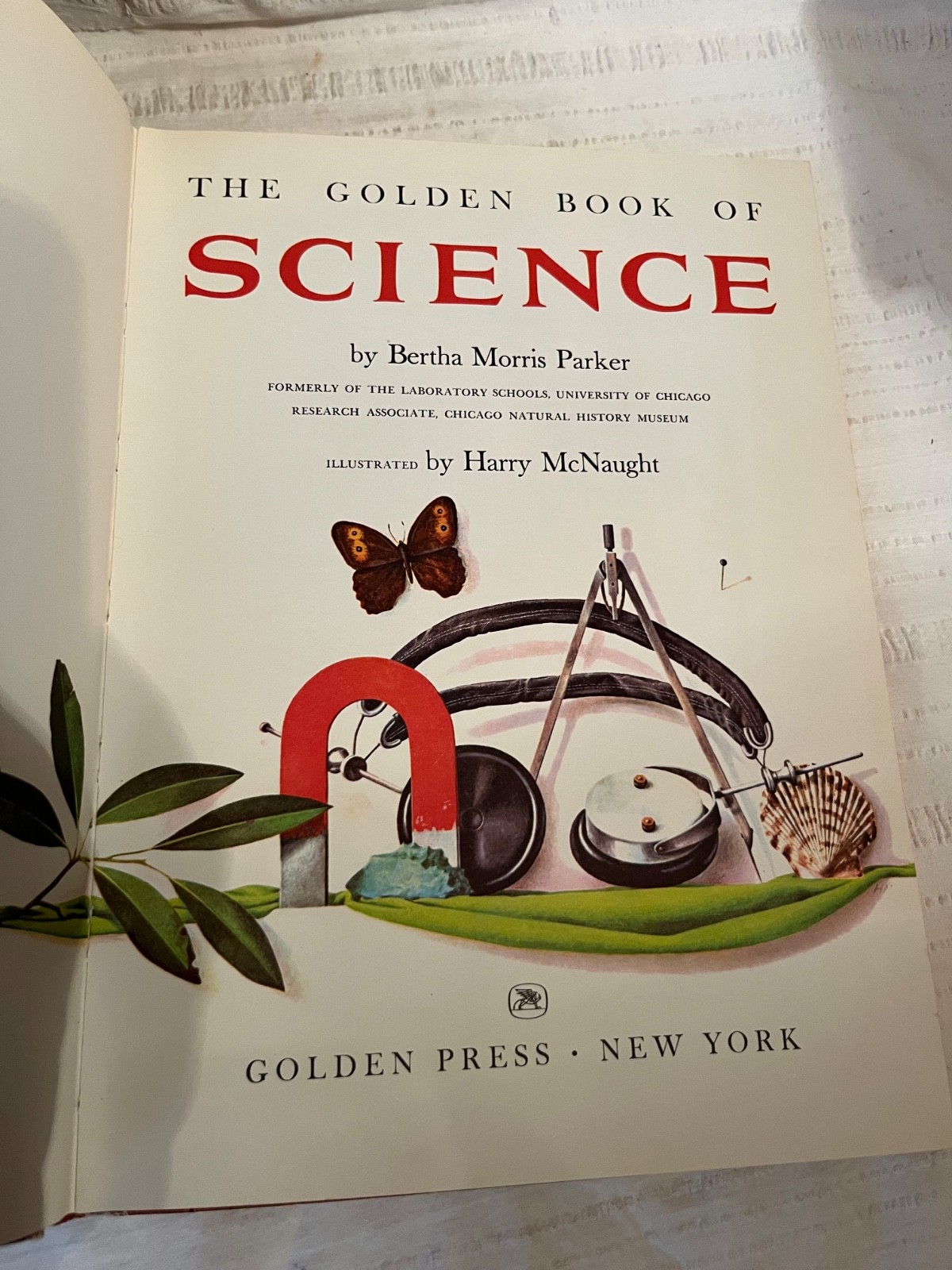 Vintage GOLDEN BOOK OF SCIENCE for Boys & Girls 1963 Deluxe Ed (2nd Print, 1964)