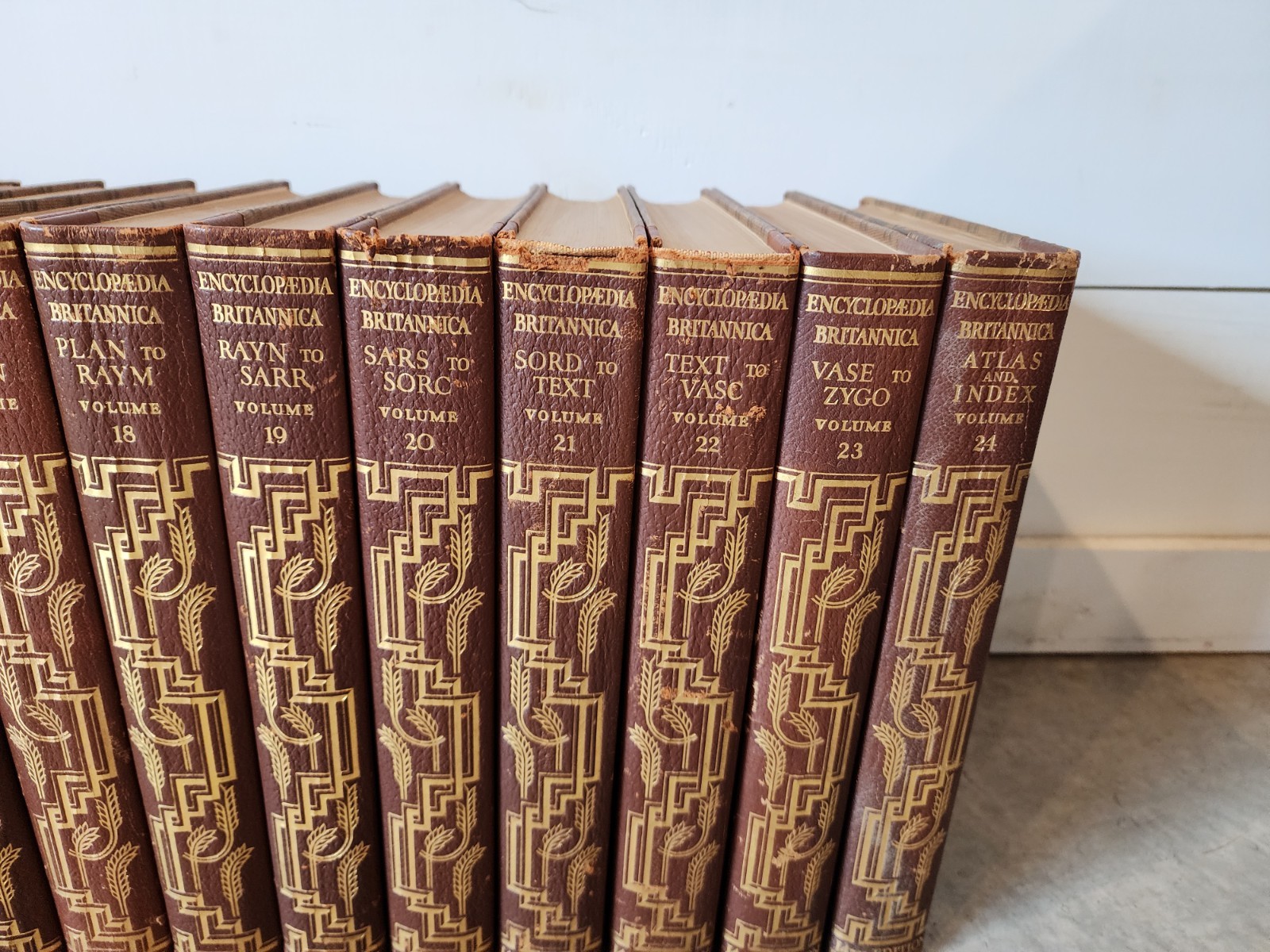 Antique Encyclopedia Britannica 14th Edition 1929 Complete ART DECO LEATHER ED