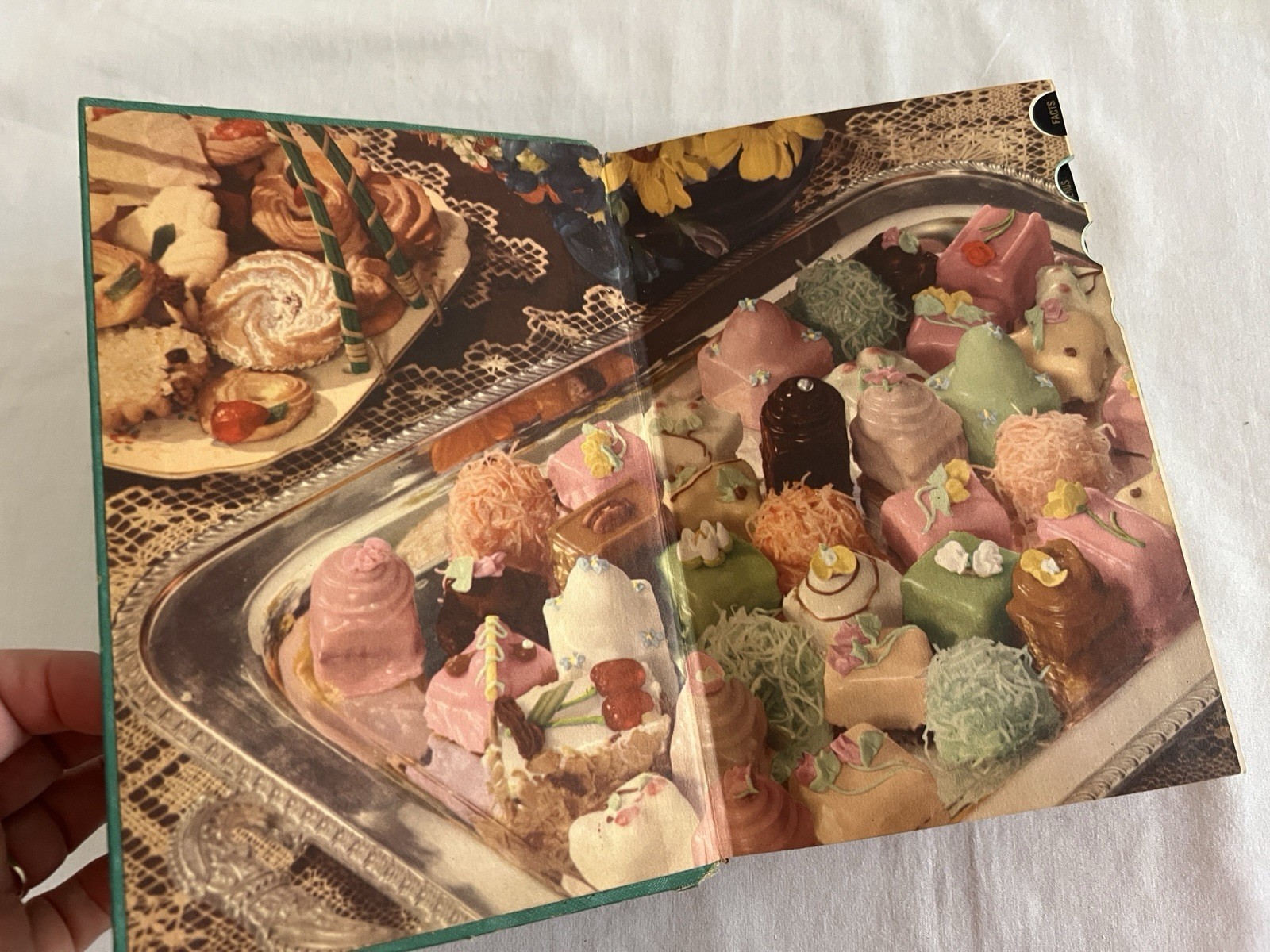 1940 The American Woman’s Cook Book Edited By Ruth Berolzheimer