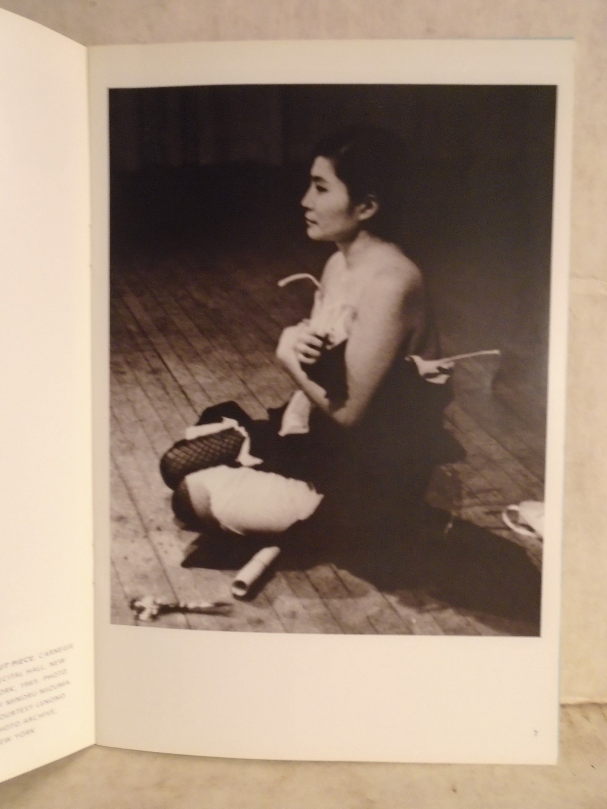 Yoko Ono Japan Society Gallery Exhibition catalog. 2000/01. Yes Yoko Ono