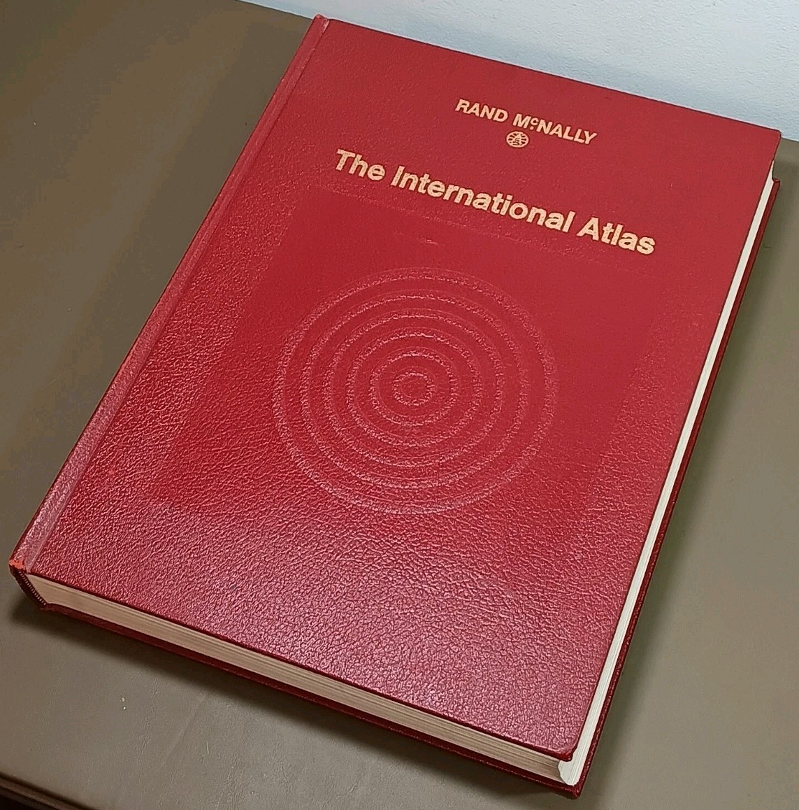 Vintage 1969 Rand McNally International Atlas 12×15 Foldout Pages Hardcover