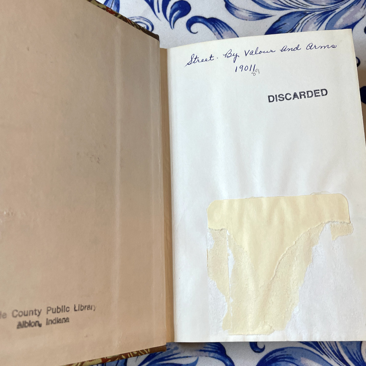 By Valour and Arms, James Street, Hardback, Ex-Lib, 1944, Rebound, Fiction, CW