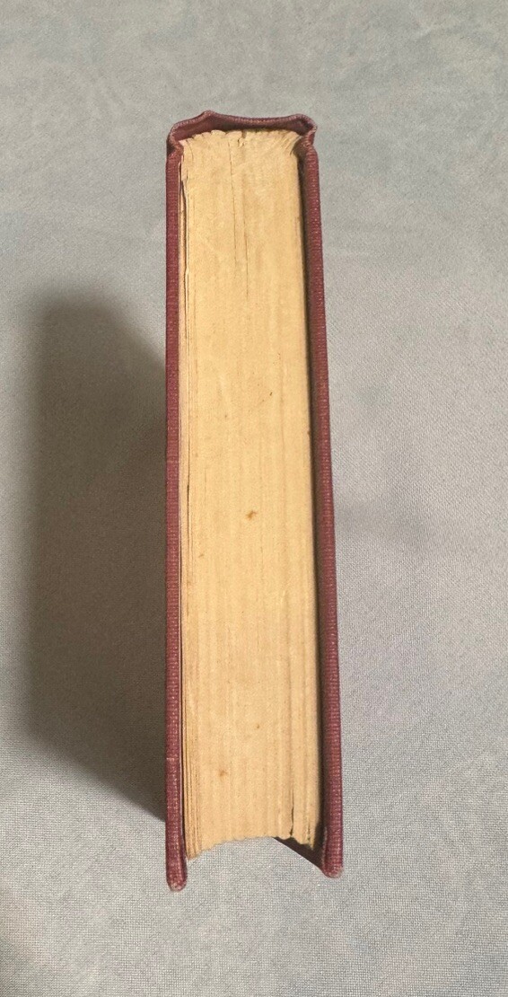 Daphne du Maurier – REBECCA – Vintage Modern Library Edition – 1965 – With DJ