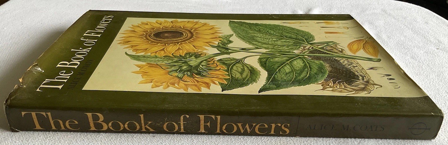 Collectable Vintage The Book of Flowers by Alice M. Coats. Large H/B Book, 1973