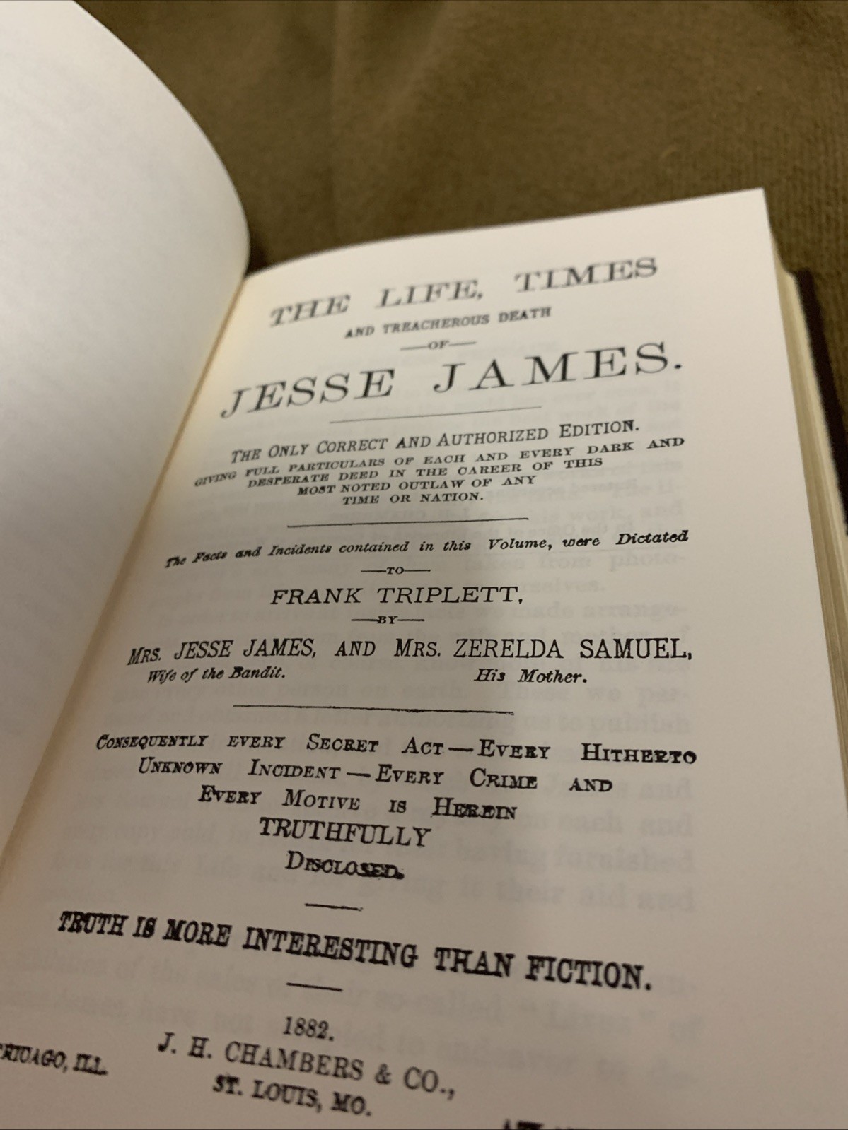 The Life of Jesse James by Frank Triplett – Frontier Classics Library; Like New