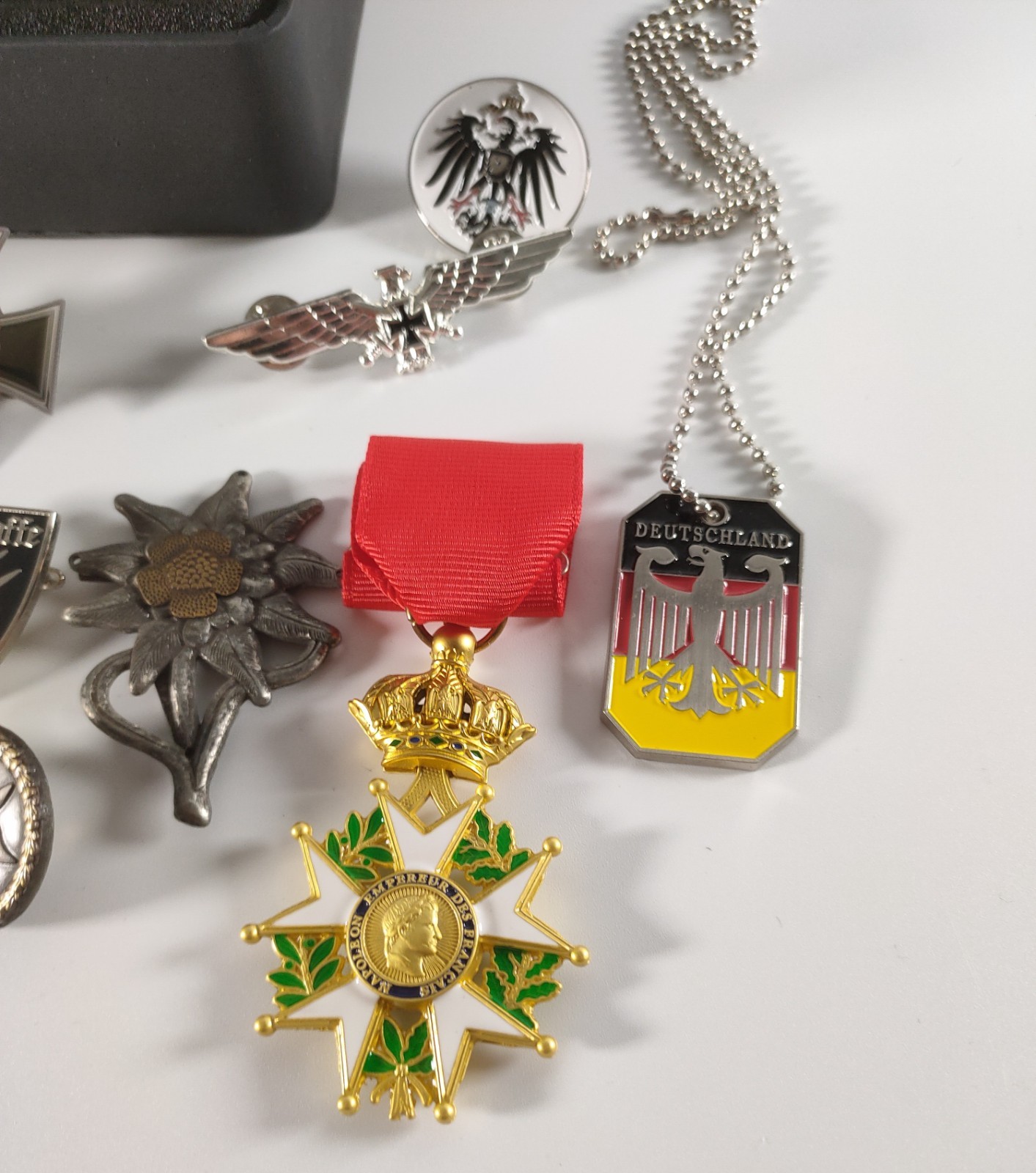 Lot of World War II Badges and Insignia Replica USSR Reich IJN French China UK