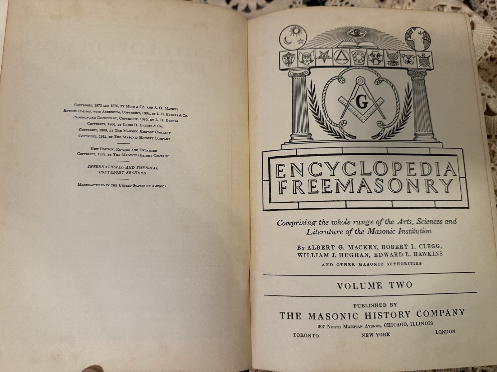 Rare: Mackey’s Revised Encyclopedia of Freemasonry Vol 1 & 2 1929 Embossed Gilt