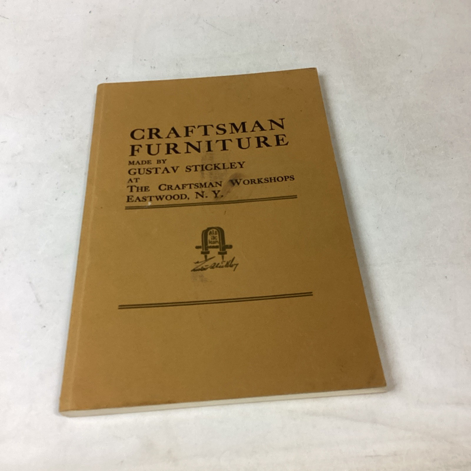 Lot Of Vintage Furniture Books And Catalogs – Clock Guide, Furniture Price List