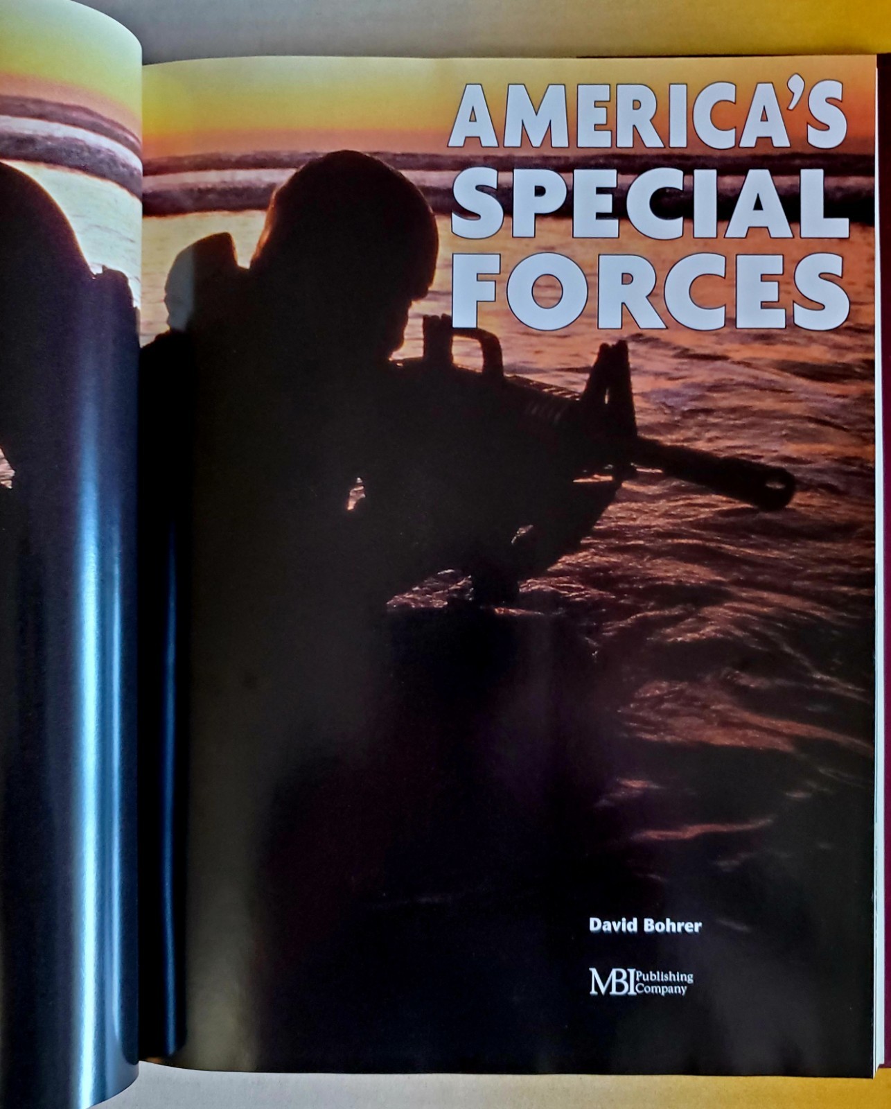 VINTAGE BOOK – “AMERICA’S SPECIAL FORCES” BY DAVID BOHER 1998. BRAND NEW.
