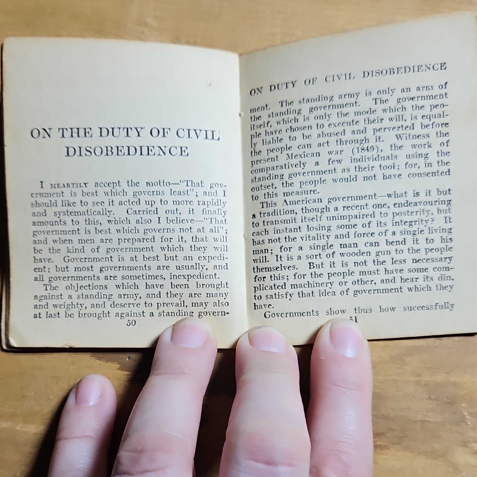 Friendship/ The Duty of Civil Disobedience Little Leather Library- No Cover