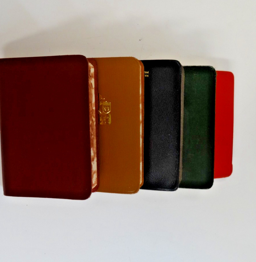 VINTAGE BARTLETT MIDGET SET BOXED DICTIONARIES ENG./ITALIAN/SPANISH/FRENCH