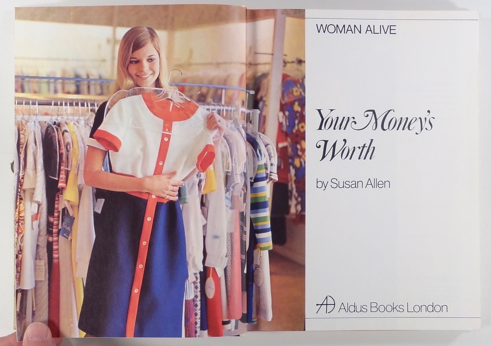 1973 WOMAN ALIVE “Your Money’s Worth” social studies/counsellor’s SCHOOL BOOK HC