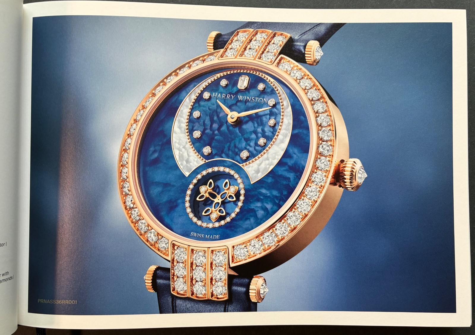 HARRY WINSTON TIMEPIECES 2018 CATALOGUE / BOOK~ Beautiful Photography!