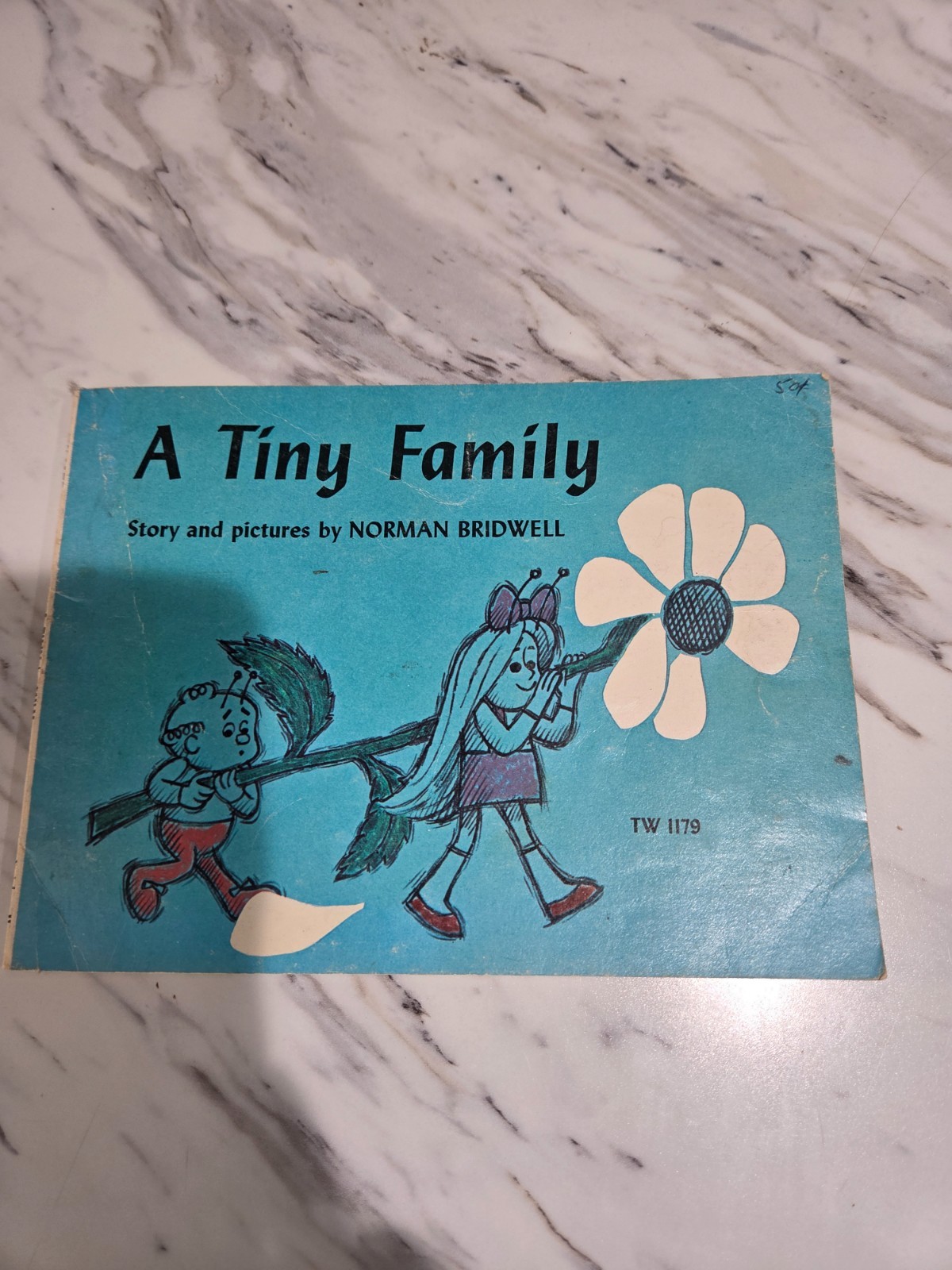 A Tiny Family Norman Bridwell Vintage 1968 Scholastic Book