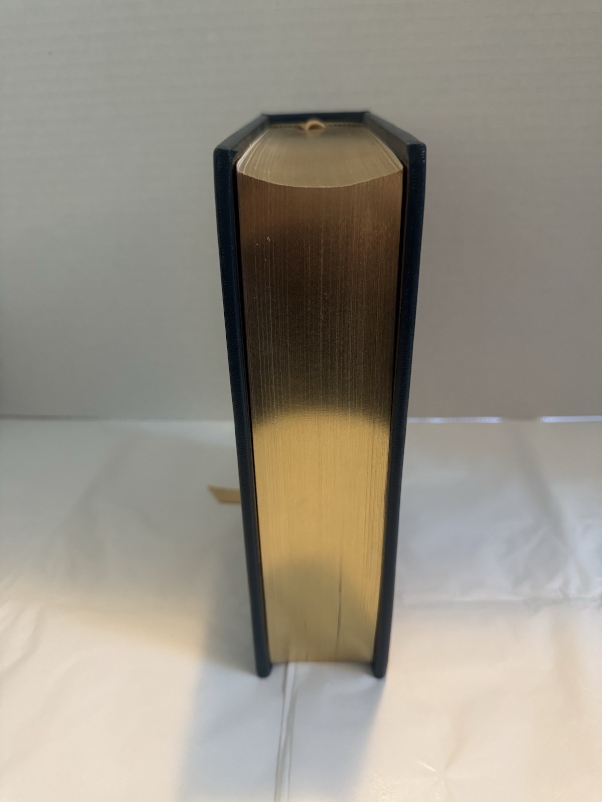 EASTON PRESS The Complete Fiction – H.P. Lovecraft Fine Binding Great Condition