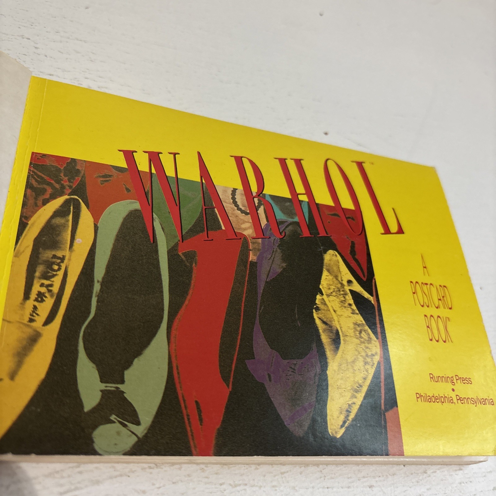 Warhol : A Postcard Book by Running Press Staff ( INCOMPLETE MISSING 3)