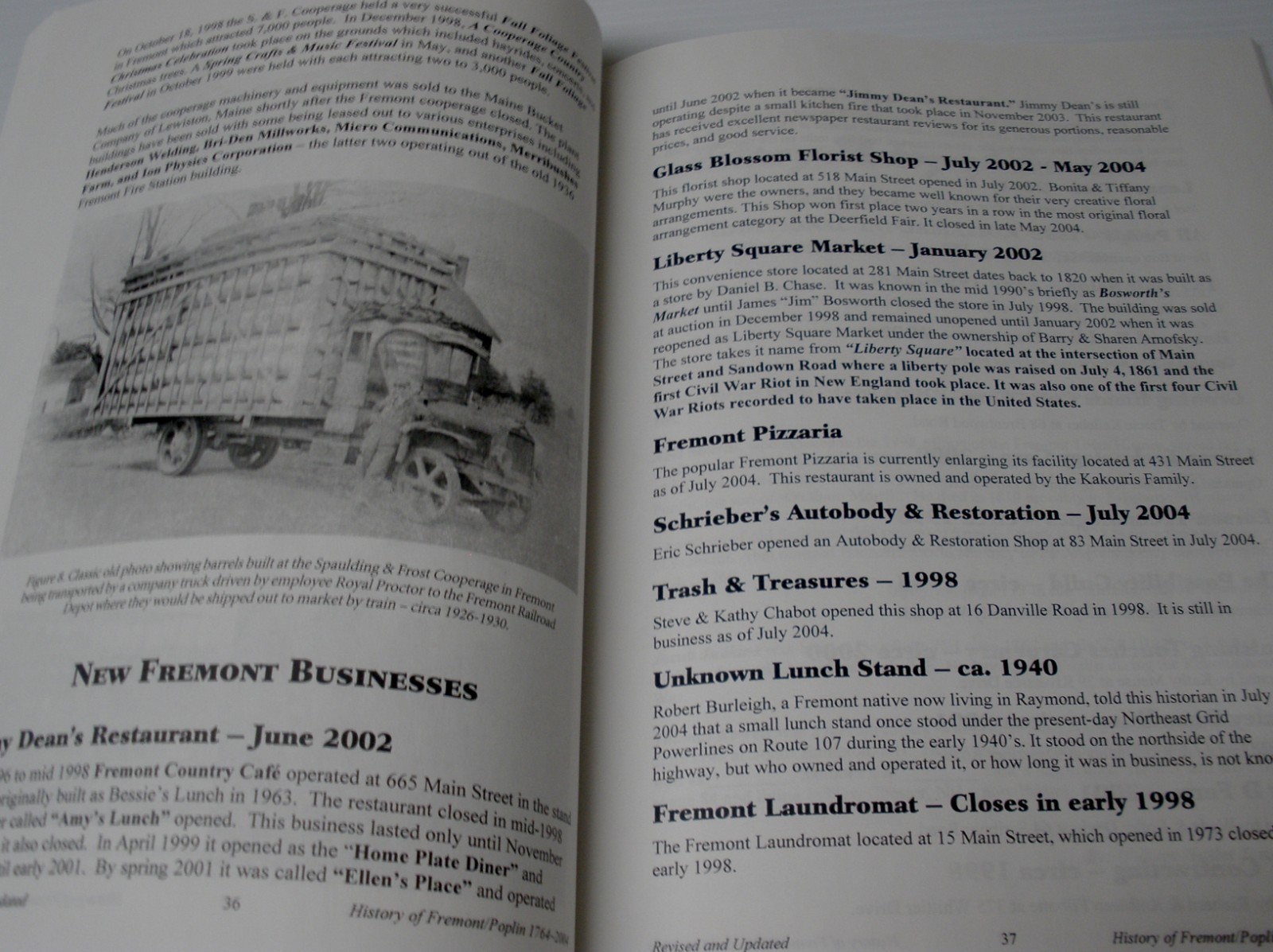 History of Fremont, NH 1764-2004 by Matthew Thomas revised. HC Olde Poplin