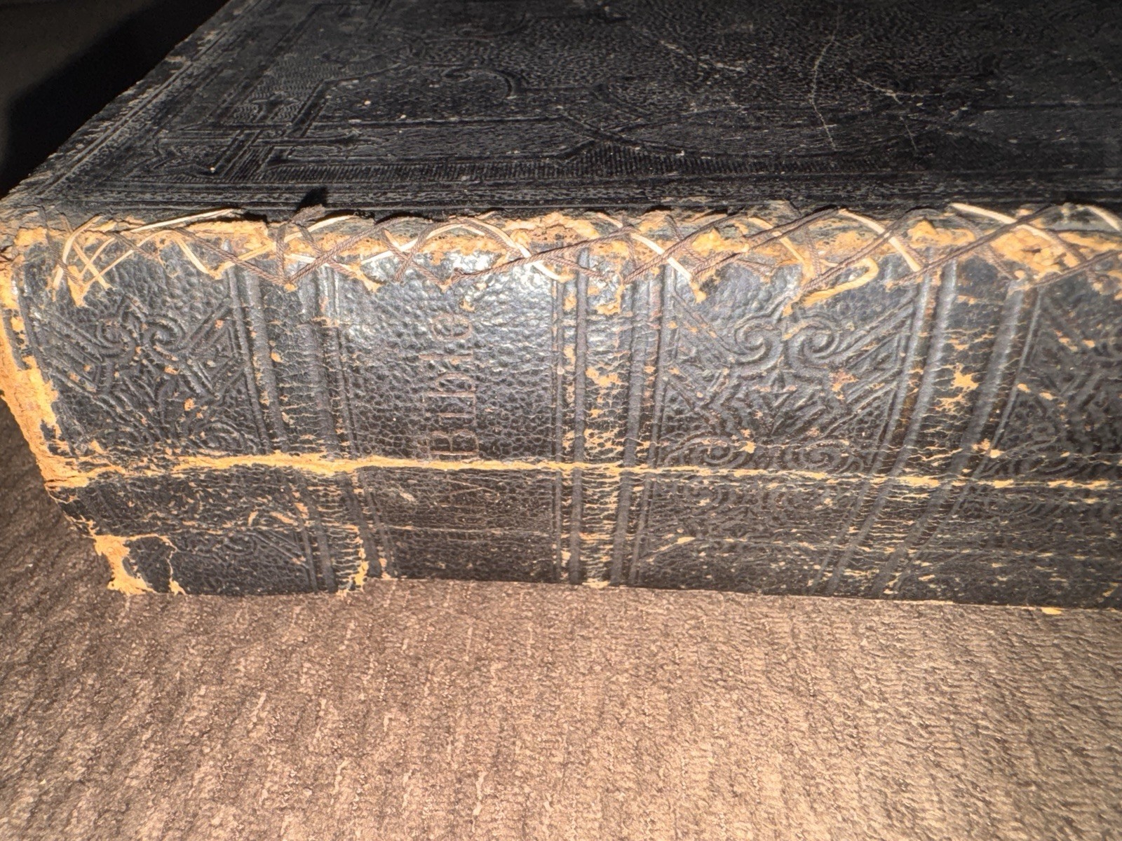 1897 Holy Bible Old & New Testaments Leather Illustrated Christian Herald