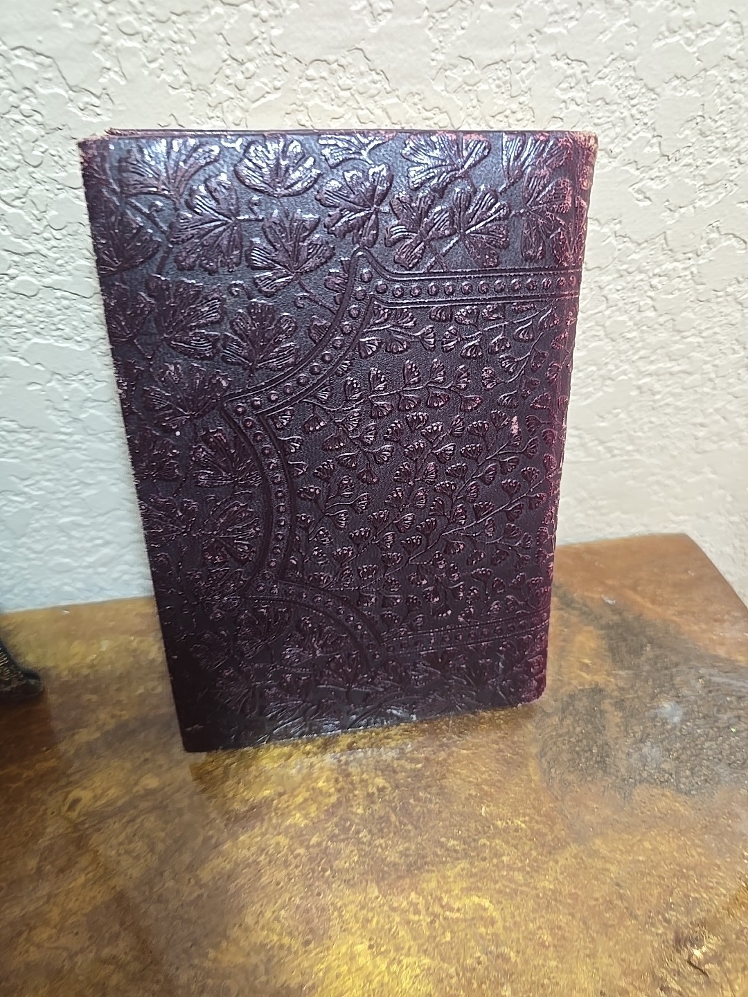 Antique 1888 The Golden Treasury Palgrave Embossed Hardcover Leather Gilt Edges