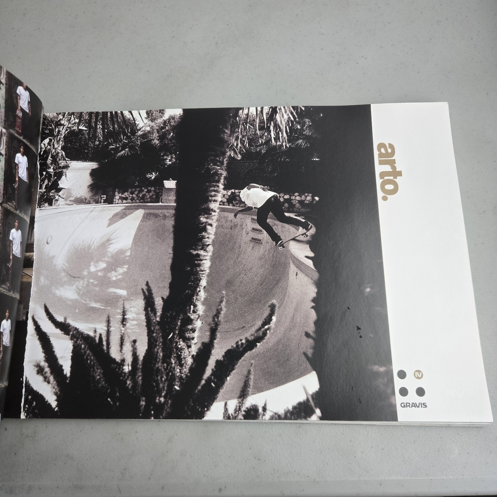 Jason Crombie / Monster Children Issue Thirty Two 32 2011 Margaret Kilgallen