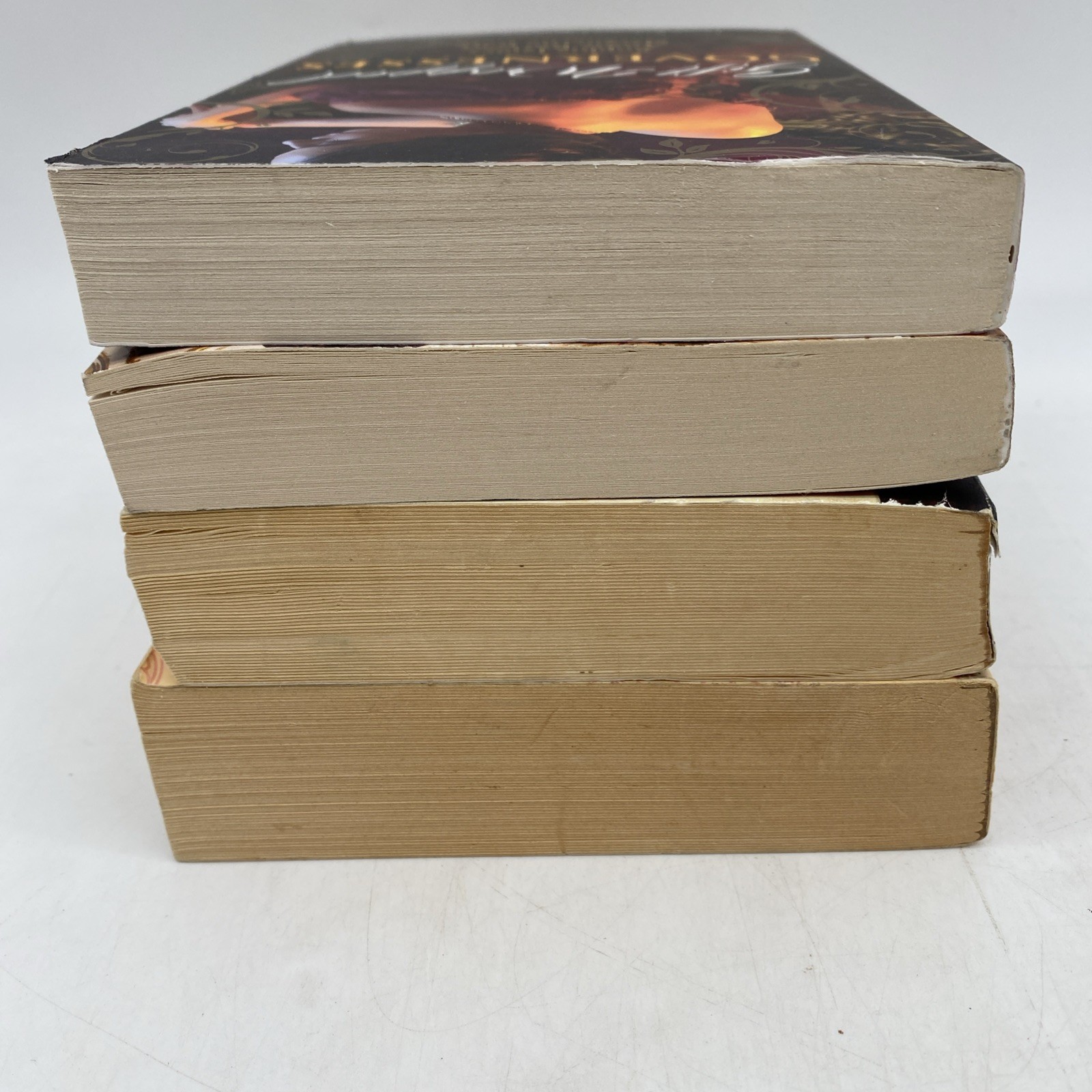 Lot of 4 Omnibus Editions Romance Trade Paperback Novels 12 Stories -Description