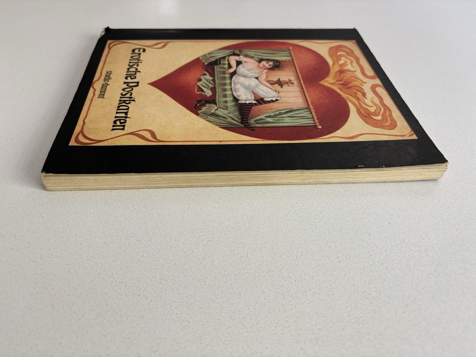 Erotische Postkarten (Erotic Postcards) German Book 1977 Studio Dumont