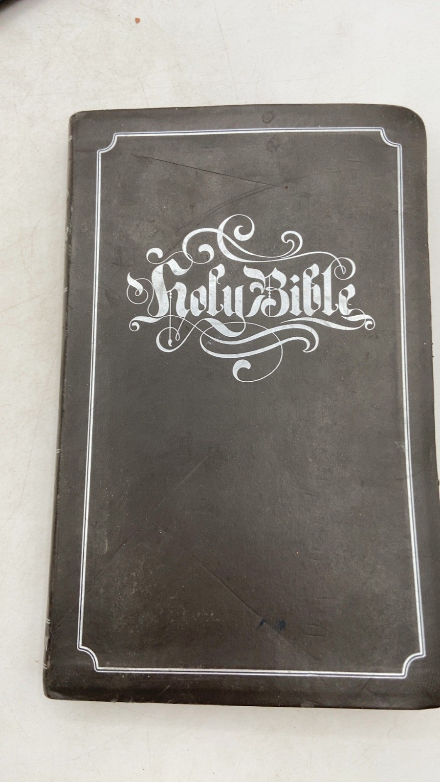 The Holy Bible: King James Version, Gift Bible Gift Bible 2011