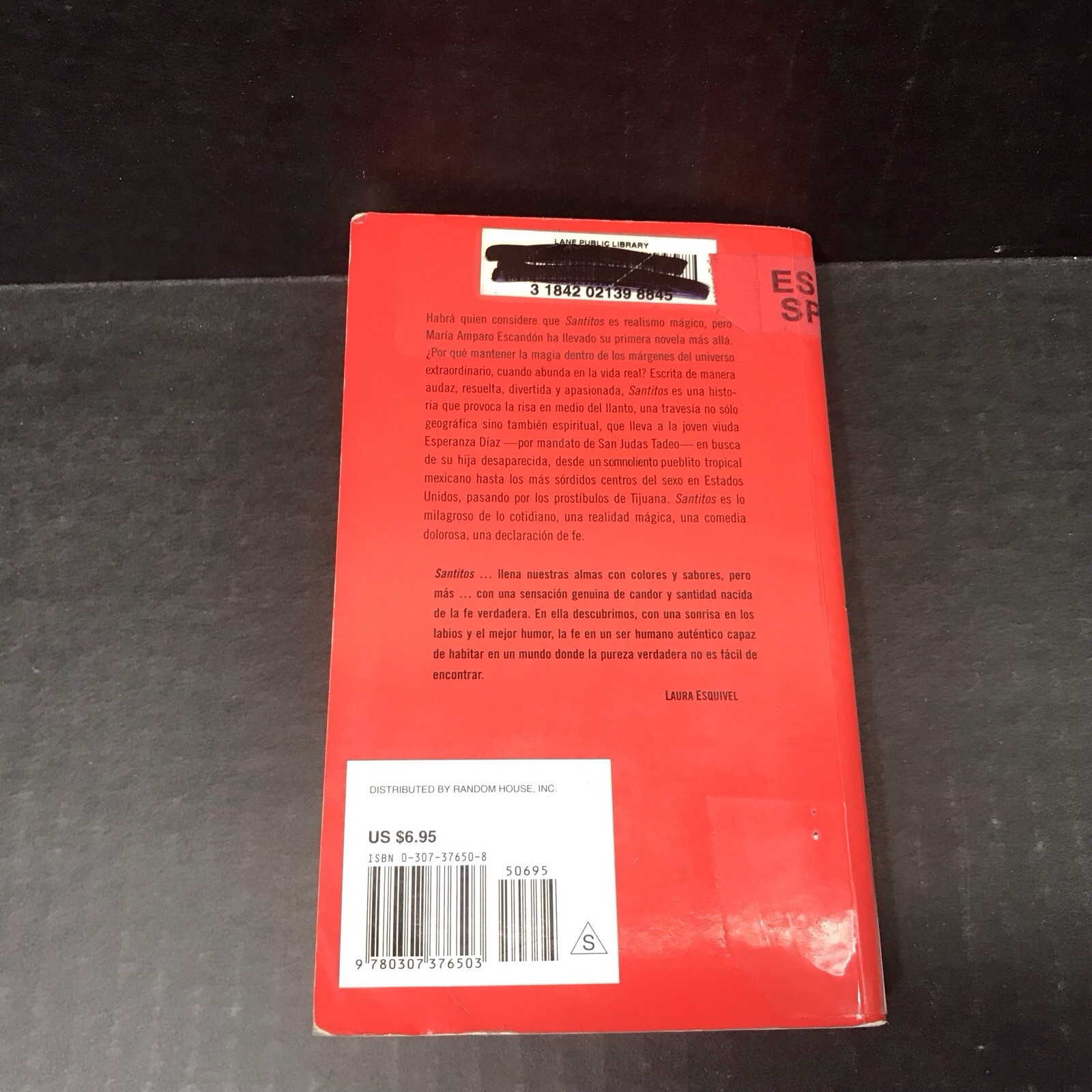 Santitos (In Spanish) Maria Amparo Escandon Debolsillo 2006 Paperback