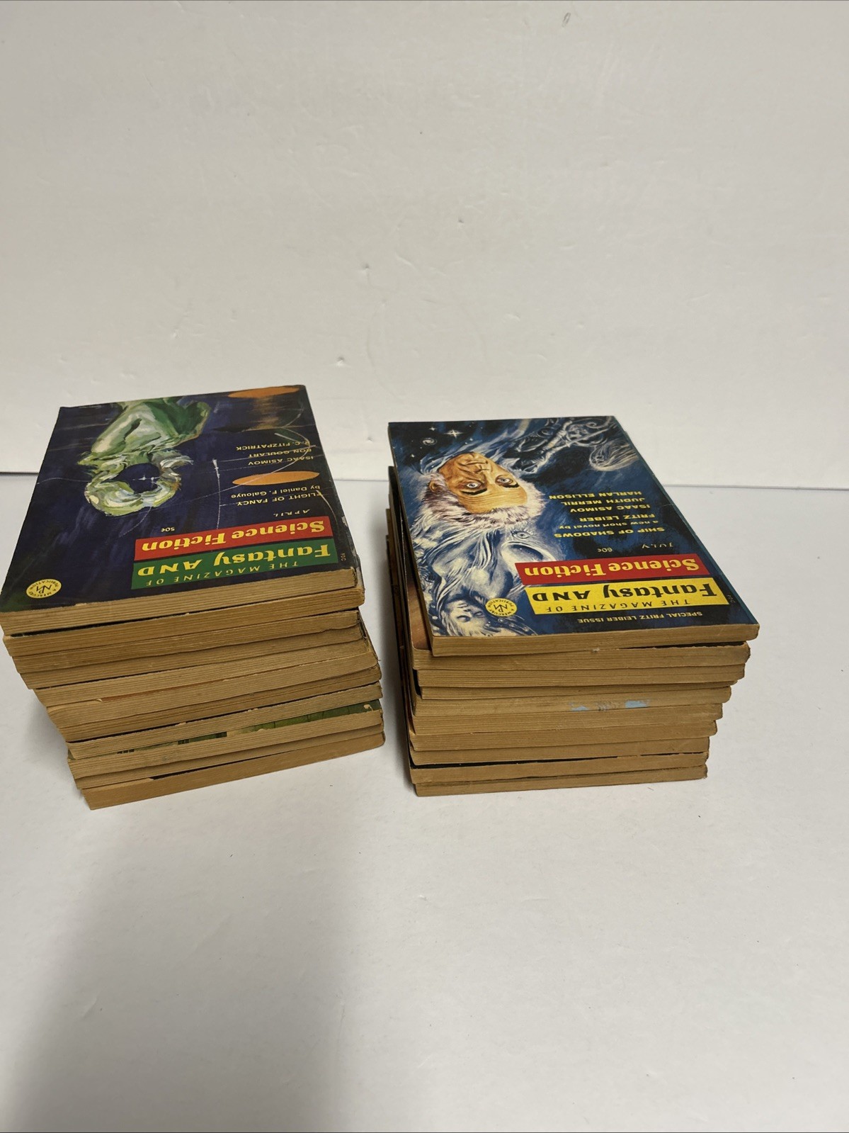The Magazine of Fantasy and Science Fiction Vtg lot of 21 editions 1960’s 63-69