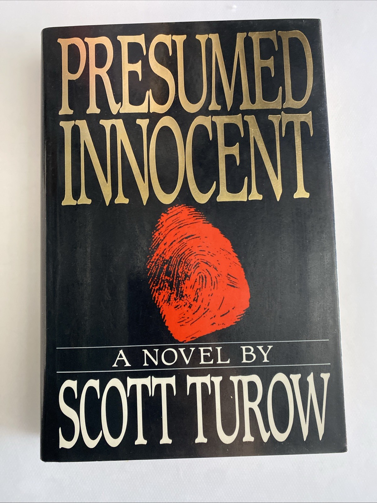1987 Presumed Innocent by Scott Turow Hardcover Book h29n