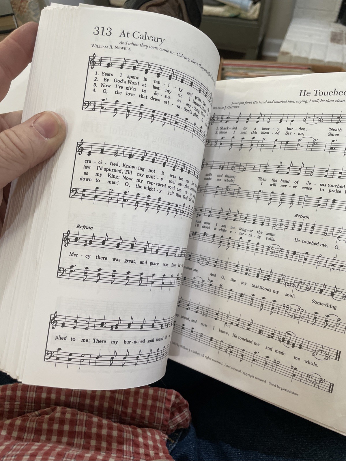 Sing Joyfully Hymn Book Spiral Bound 683 Pages VG