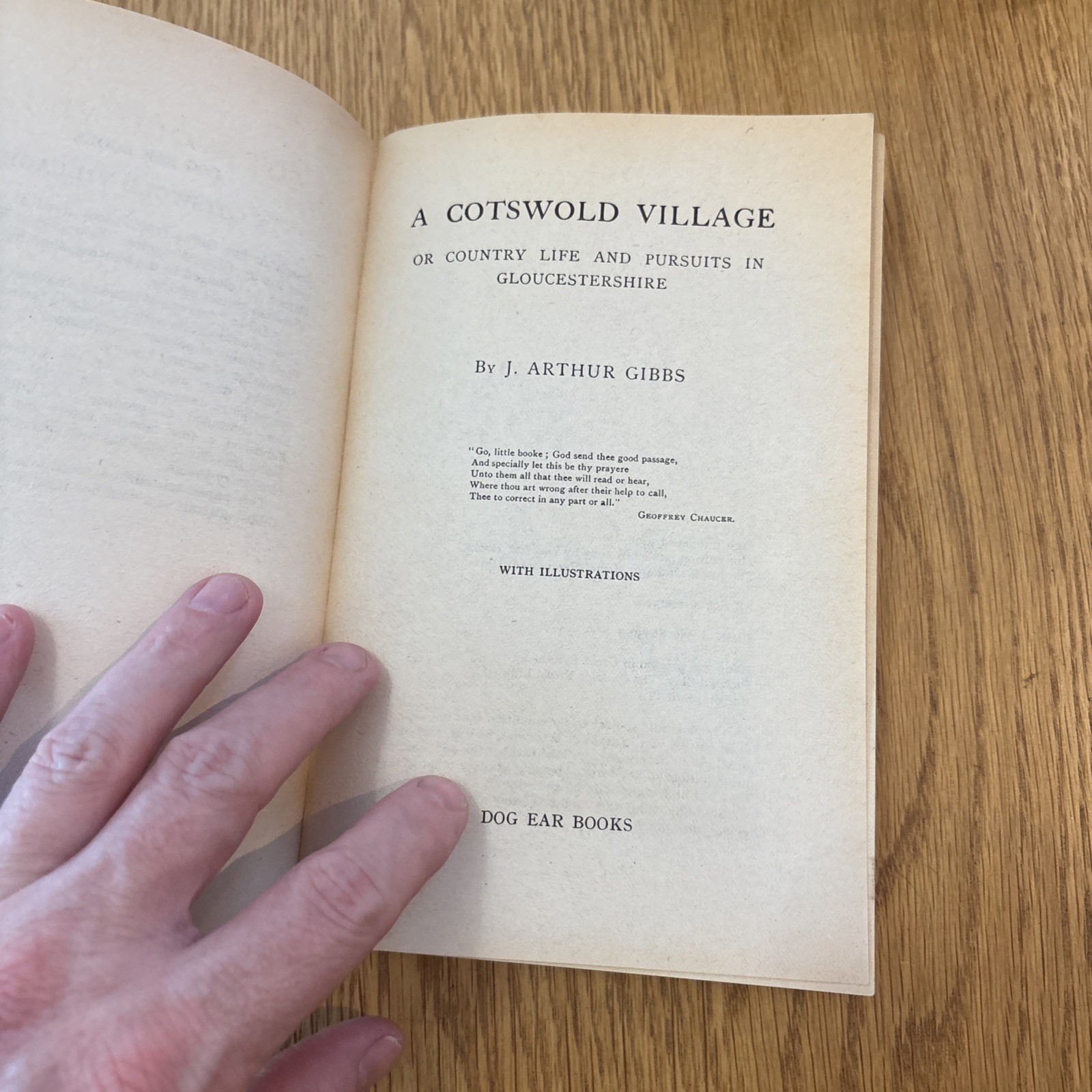 A Cotswold Village J. Arthur Gibbs vintage paperback book 1983 Victorian