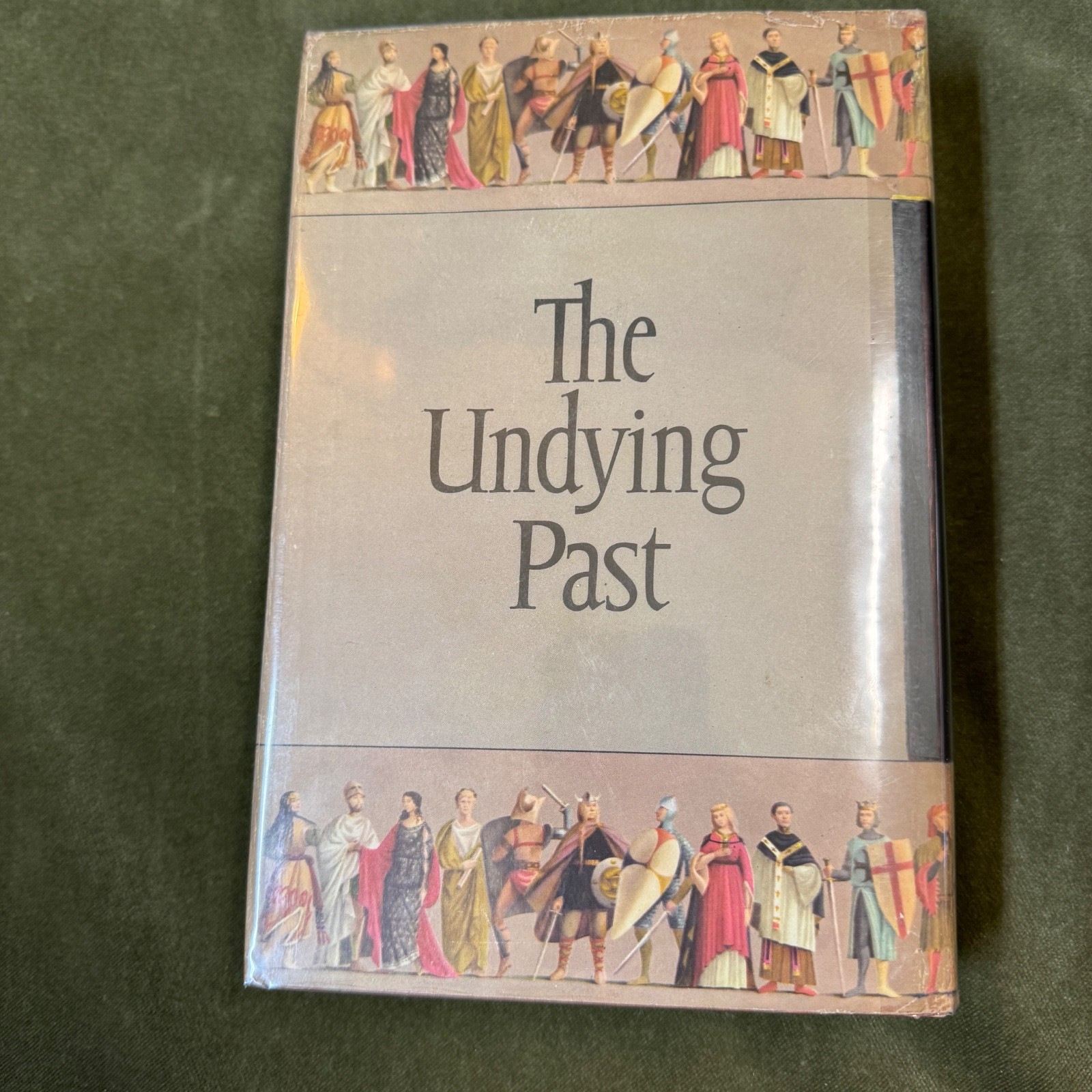 Orville Prescott – THE UNDYING PAST – 1st Edition 1st Printing HC/DJ