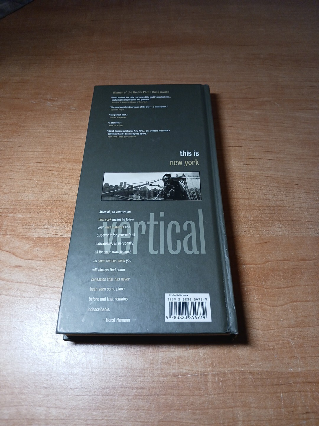 New York NY Vertical – -Volker Skierka – 2001