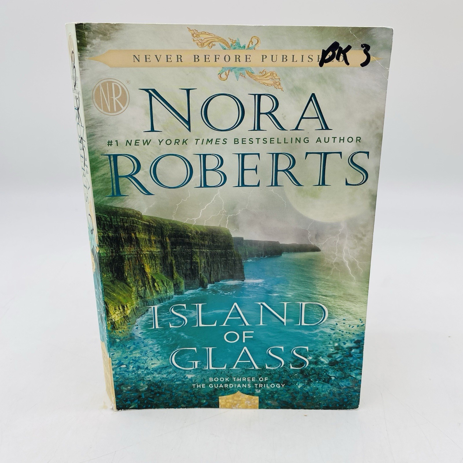 Nora Roberts Lot of 11 Romance Novels Trade Paperbacks List in Description